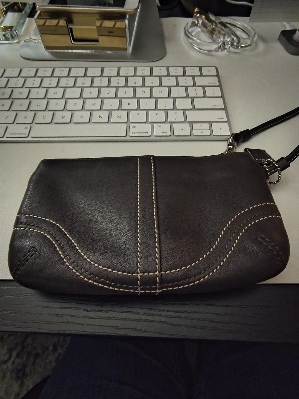 Coach Dark Brown Leather Soho Wristlet Clutch EUC
